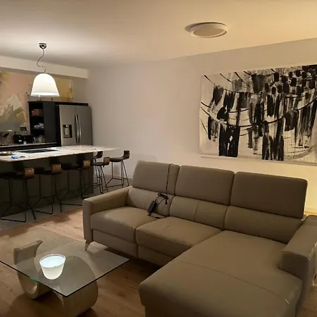 Galerija With Free Parking Apartment Pula