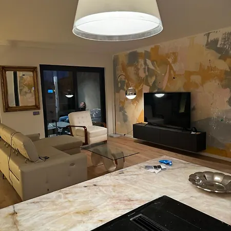 Apartment Galerija With Free Parking