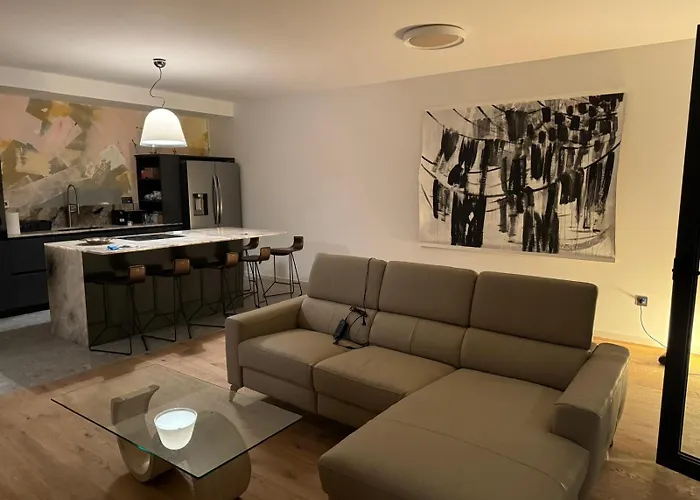 Galerija With Free Parking Lägenhet Pula