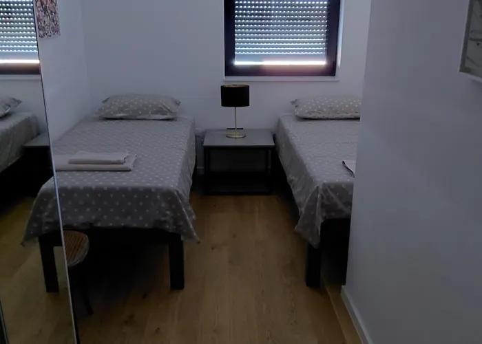 Galerija With Free Parking Lägenhet